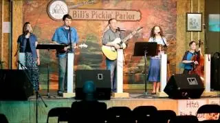 The Thomas Family Performs 