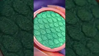#SHORTS Disney True Love's Kiss lipstick vault and Heart of Gold super shock shadow vault 💖👑