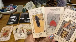 ✨Таро Водолея✨ Кто-то пытался наложить на вас проклятие, чтобы оттолкнуть вас от вас. Это обернул...