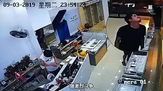 手機店里來了位稀客！ #紀錄片 #人間世 #醫院 #生命緣 #真實案件