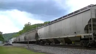 Ex UP 90MAC in Lashup on NS 195