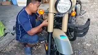 Royal Enfield commando sand reborn crash guard installation engine guard fitting