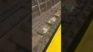 AMERICA MOST DIRTY SUBWAY #trash #usa #travel #subway