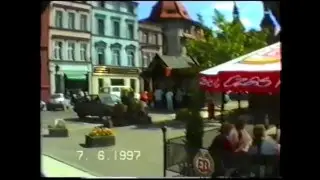 Stary Rynek w Chojnicach w czerwcu 1997 roku na kasecie VHS