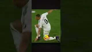 ⚡ Oui, le Coup Franc de Mbapp&eacute; Est Beau... Mais Pas Assez Face au Redoutable Bar&ccedil;a ! Tu Valides ?