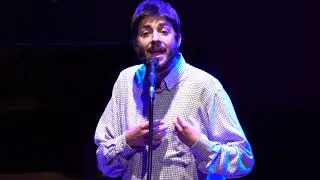 Salvador Sobral acompa&ntilde;ado ao piano por Abe R&aacute;bade na Gala aRitmar 2018