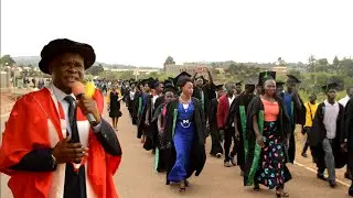 Eby'enjiriza mu district ye Kibaale ,Hon Kugonza esiimidwa olw'okutendeka abavubuka eby'emikono.