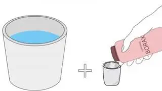 How to Remove Mold & Mildew Using Different Cleaning Solutions