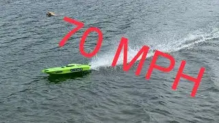 RC Boat Goes 70 MPH Proboat Zelos Miss Geieo 36