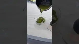 We try VIRAL FLOATING MATCHA