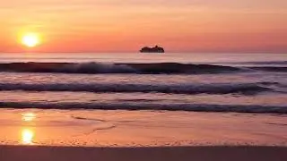 Realtime Ocean Sunset Waves -  10 Hours Loop Video - Ultra Hd 4K Relaxing Beach with Distant Ship