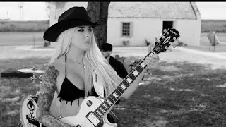 The Devil Is Me &ndash; Lissette Marie Official Music Video)