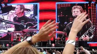 Bon Jovi - Captain Crash & The Beauty Queen From Mars at Helsinki 17.6.2011