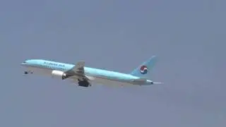 Korean 777 departing LAX 25R - From Imperial Hill