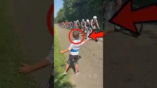 Everyone Rode Past Him&hellip; Then One Cyclist Created a Moment No One Will Forget😱