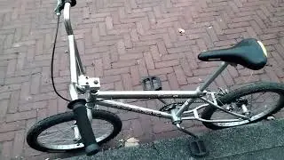 MOSH PRO S 1997 VINTAGE BMX BIKE 20 INCH ORIGINAL COLOUR.
