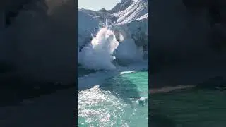 Iceberg collapse