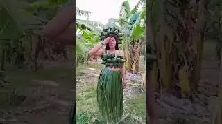 Coconut leaves costume
