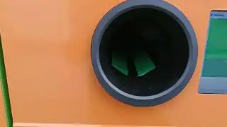 Nowy puszkomat, butelkomat pod Biedronką. Mysłowice 