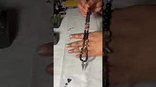 Men&rsquo;s beaded necklace