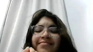 FALANDO COM ESTRANHOS NO OMEGLE - Hey Camis