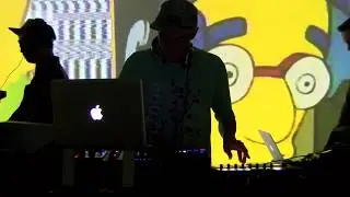 Simpsonswave // Vaporwave DJ Set and Visuals