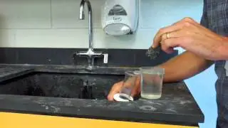 Measuring volume through displacement.mp4