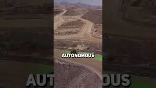 На этой шахте 34 самоходных карьерных самосвала.