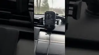 This gadget auto-adjusts when you place your phone in! #phone #gadget #electronics