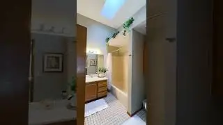 Inside this Beautiful $375,000 Aurora, Colorado Townhome