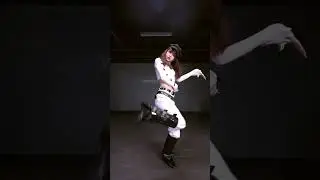 [KPOP DANCE COVER] MOVE LIKE THAT (MOMO) |   cover by RAE from TAIWAN #kpop #kpopdance