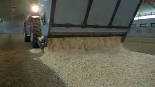 Pluimveestallen instrooien met stalstrooisel