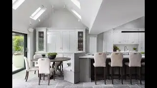 A New England Kitchen with Round Bench Seating. Painted in Cornforth with Gris Belge Oak