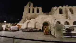 I walk at night to the Acropolis in Athens, Ma plimb noaptea la Acropole in Atena