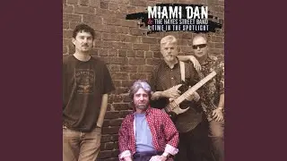 Singer In A Rock And Roll Band (Dru Lombar)