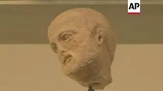 Greece welcomes back ancient art at Acropolis