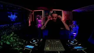 Humanoid Showcase on Goat Shed (Xenon)