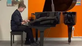 Michael Shvetsov performs Alexander's Autumn Splendor