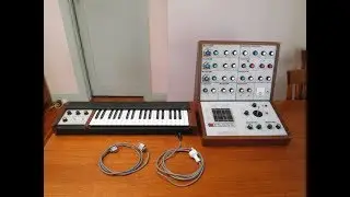 VCS3 Mk2 Synthi and DK2 keyboard