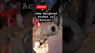 19mm Weighted Socket in action on a honda d17 crank bolt. #mechanic #car