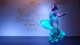Bailarino Igor Kischka no Mercado Persa de S&atilde;o Paulo, 2018.