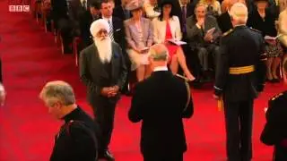Bhai Sahib Ji receiving an OBE
