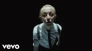 Biomoond - Beautiful Zombie (Official Music Video)