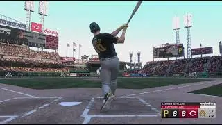 Reynolds smashes a 421 FT Grand Slam