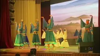Монгольский танец «Эдэр Шэнэгуй»