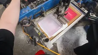 2-Color Screen Print in Action(POV)