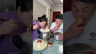 Funny eating and broadcasting
