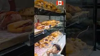 Walking Tour 🥐🍞🥖🥪Pailland 🥪🥖🍞🥐 well-known caf&eacute;-boulangerie in Quebec City 🥐🍞🥖🥪 Old Quebec 🥪Cozy Spot