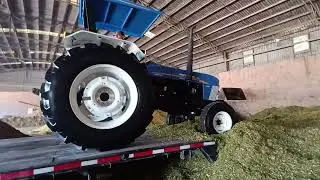 Así llegó a su nueva casa el 7610 BASICO NEW HOLLAND con 43 años de historia en México🇲🇽 UNA LEYENDA