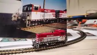 M&ET GE 70 Tonner modeled in Z scale Train Engine